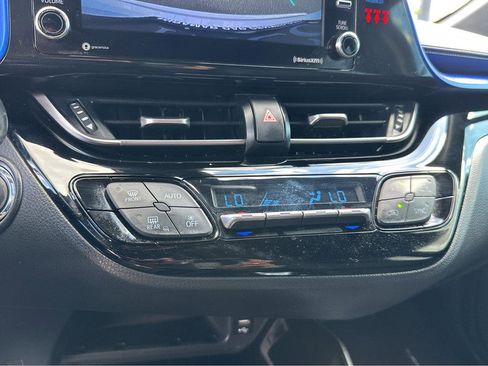 Used 2021 Toyota C-HR XLE image 25