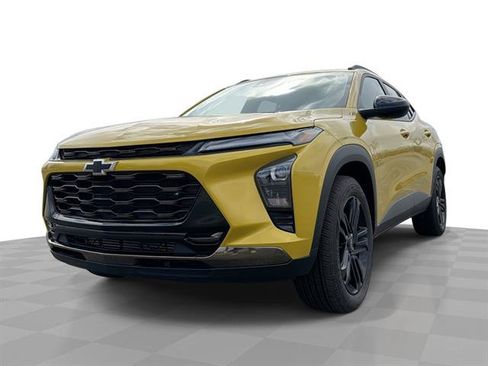 Used 2024 Chevrolet Trax ACTIV w/ Driver Confidence Package image 24