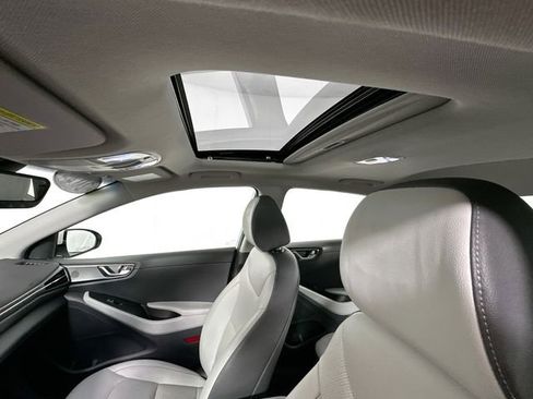 Used 2022 Hyundai Ioniq Limited image 20