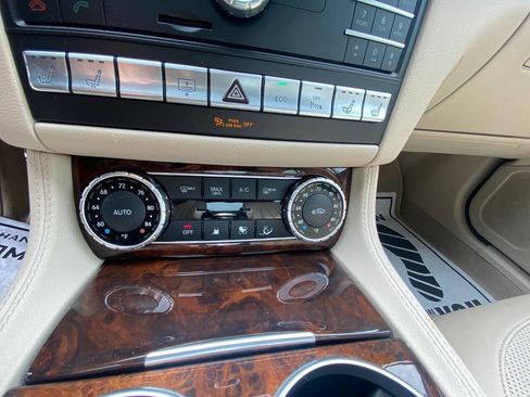 Used 2015 Mercedes-Benz CLS 550 4MATIC image 46
