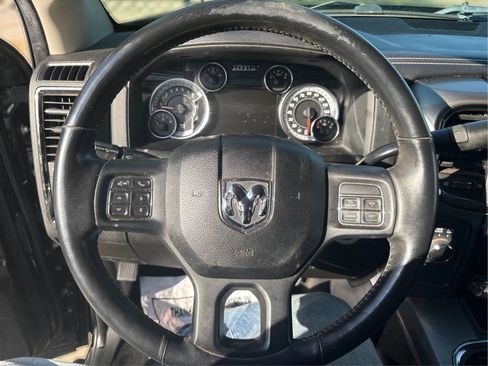 Used 2018 RAM 2500 Big Horn w/ Sport Appearance Group AWD/4WD image 21