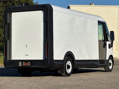 Used 2023 Chevrolet Brightdrop 600 w/ Active Safety Package 2 image 4