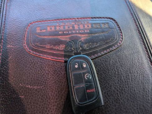 Used 2018 RAM 2500 Longhorn w/ Longhorn Southfork Package image 39