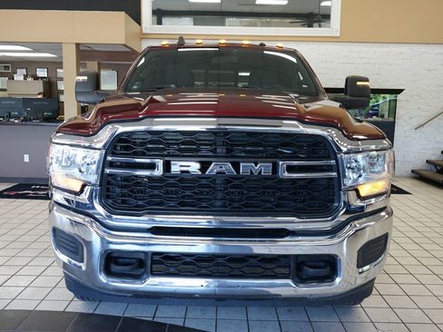 Used 2024 RAM 2500 Tradesman w/ Chrome Appearance Group AWD/4WD image 18