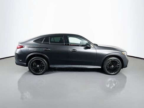 Used 2024 Mercedes-Benz GLC 300 4MATIC image 4