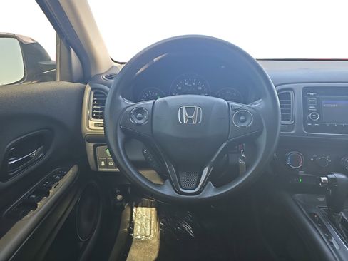 Used 2021 Honda HR-V LX image 13