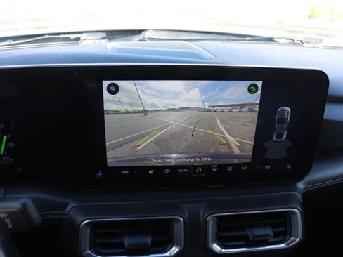 Used 2024 Ford Mustang Premium image 25