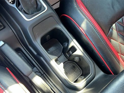 Used 2021 Jeep Gladiator Willys image 26