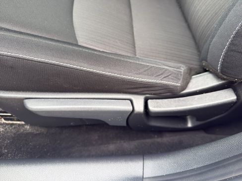 Used 2020 Nissan Sentra SV image 16