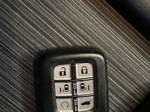 Used 2021 Honda Odyssey EX-L image 16