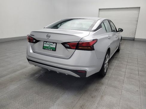 Used 2024 Nissan Altima 2.5 S image 9