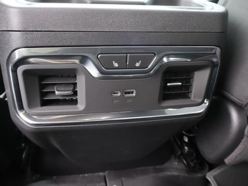 New 2026 Chevrolet Silverado 1500 High Country AWD/4WD image 22