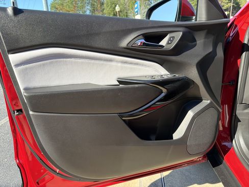 New 2026 Chevrolet Trax LT image 10