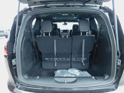 New 2025 Chrysler Pacifica Select w/ Uconnect Theater Family Group image 12