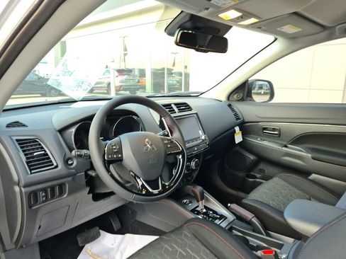 New 2026 Mitsubishi Outlander Sport LE AWD/4WD image 13