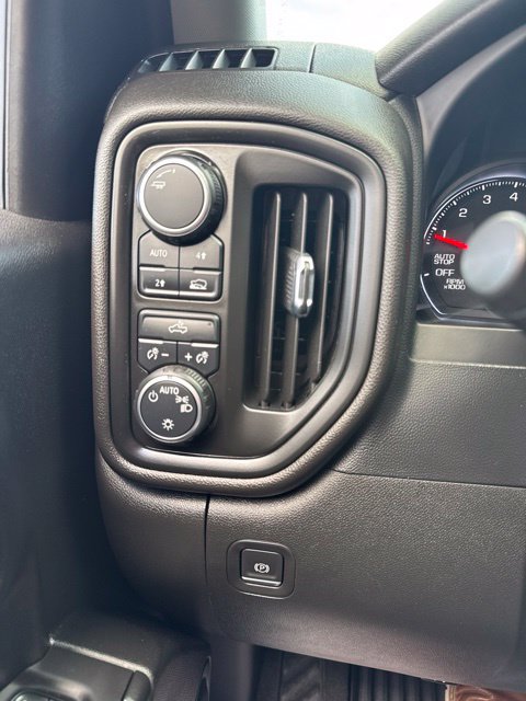 Used 2021 Chevrolet Silverado 1500 Custom AWD/4WD image 31
