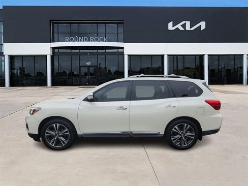 Used 2017 Nissan Pathfinder Platinum w/ Cargo Package image 4