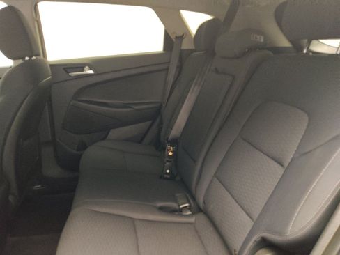 Used 2021 Hyundai Tucson Value FWD image 18