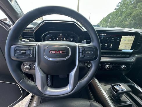 Certified 2025 GMC Sierra 1500 SLT w/ SLT Premium Plus Package AWD/4WD image 11