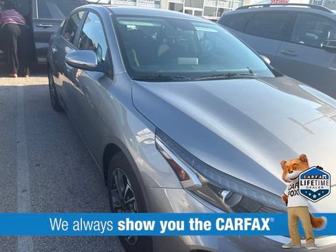 Used 2024 Kia Forte LXS w/ LXS Technology Package FWD image 2