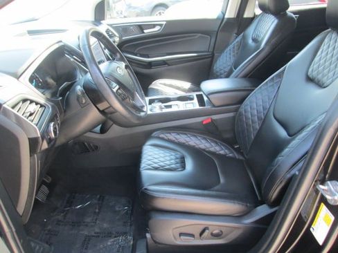 Used 2024 Ford Edge Titanium AWD/4WD image 10