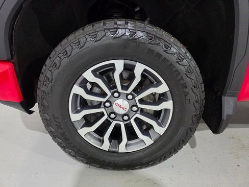 Used 2021 GMC Sierra 1500 AT4 w/ AT4 Preferred Package image 8