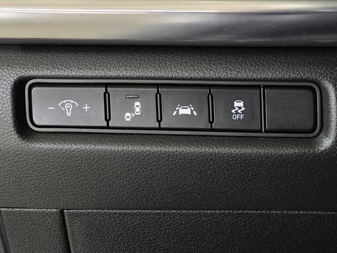 Used 2022 Kia Telluride LX AWD/4WD image 34