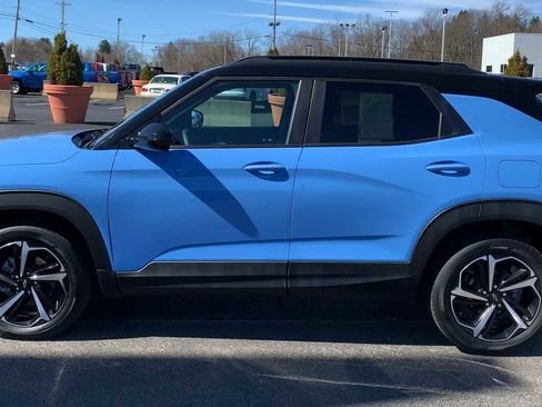 Certified 2023 Chevrolet TrailBlazer RS w/ Convenience Package image 5