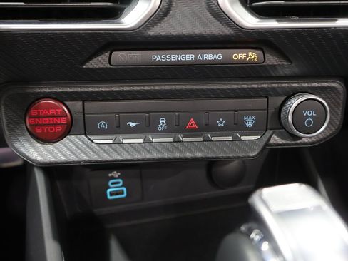 Used 2025 Ford Mustang Premium RWD image 33