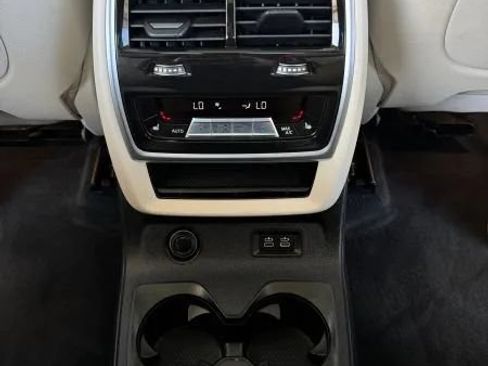 Used 2021 BMW X7 xDrive40i w/ M Sport Package AWD/4WD image 47