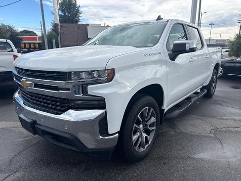 Used 2020 Chevrolet Silverado 1500 LT w/ All-Star Edition AWD/4WD image 2