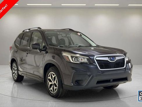 Used 2019 Subaru Forester Premium AWD/4WD image 1