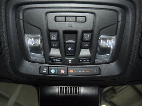 Used 2024 Chevrolet Silverado 2500 ZR2 w/ Technology Package AWD/4WD image 51