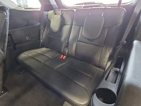 Used 2021 Ford Explorer XLT w/ Equipment Group 202A image 22