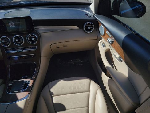 Certified 2020 Mercedes-Benz GLC 300 4MATIC image 20