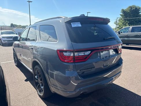 Used 2025 Dodge Durango GT AWD/4WD image 3