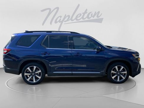 Used 2024 Honda Pilot Elite image 7