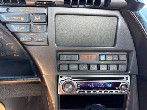 Used 1990 Chevrolet Corvette Convertible image 27