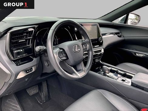 Used 2024 Lexus RX 350 FWD w/ Technology Package image 15