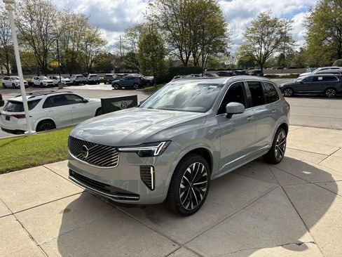 New 2026 Volvo XC90 B6 Plus w/ Protection Package Premier image 3