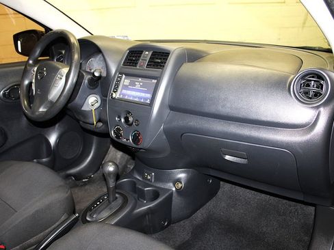Used 2019 Nissan Versa S Plus FWD image 22