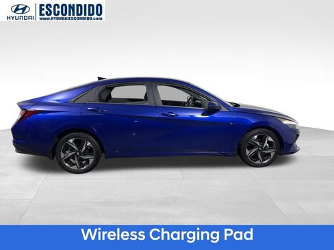 Used 2023 Hyundai Elantra SEL w/ Convenience Package image 6