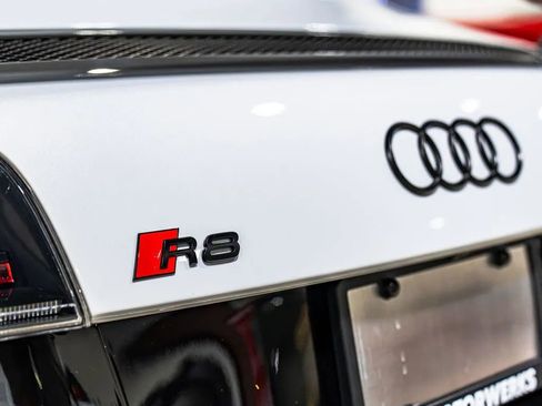 Used 2012 Audi R8 V10 image 43