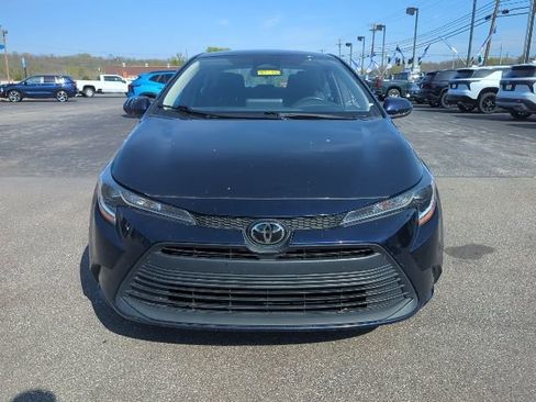Used 2024 Toyota Corolla LE FWD image 3