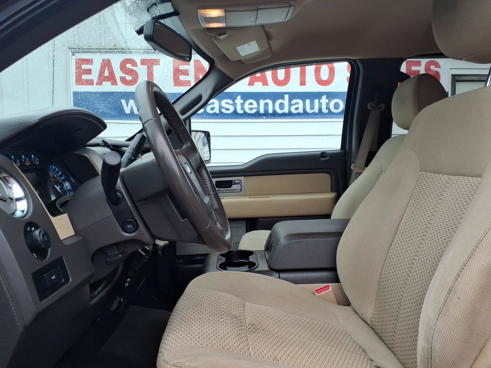 Used 2011 Ford F150 XLT w/ XLT Convenience Pkg AWD/4WD image 9