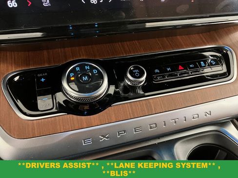 New 2025 Ford Expedition Max King Ranch image 27