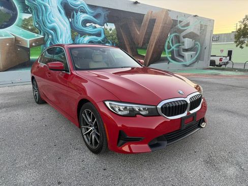 Used 2019 BMW 330i xDrive Sedan w/ Driving Assistance Package image 5
