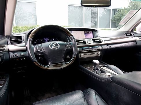 Used 2013 Lexus LS 460 image 5
