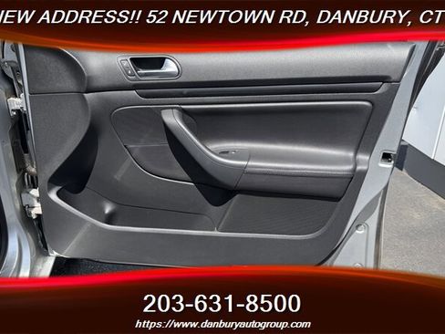 Used 2014 Volkswagen Jetta SE FWD image 11