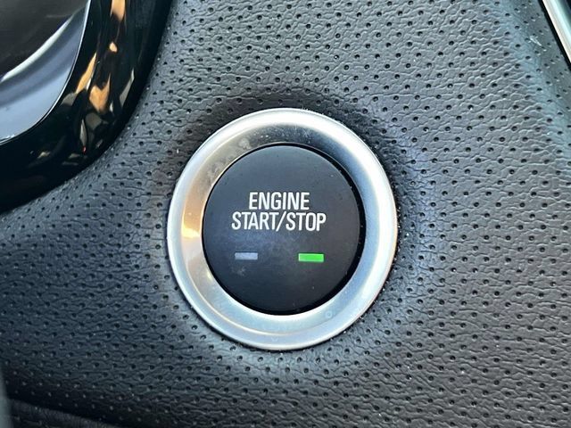 Certified 2024 Cadillac XT6 Luxury w/ LPO, Floor Liner Package AWD/4WD image 31